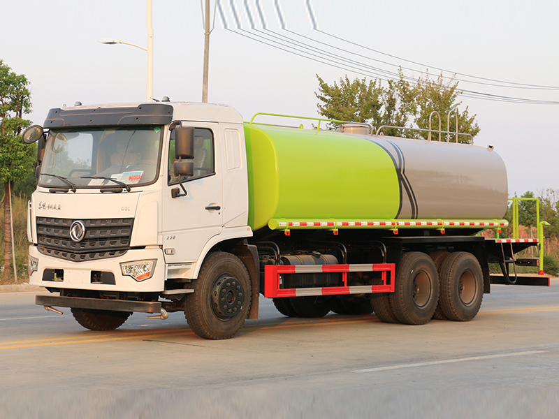 国六东风D3L后八轮 20吨 洒水车